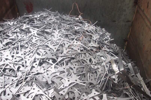 Quy trình tái chế nhôm phế liệu được thực hiện bài bản