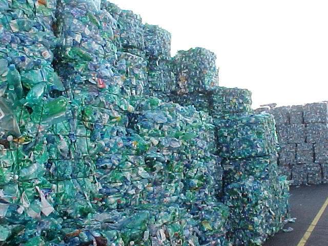 Thu Mua Phế Liệu Nhựa giá cao | Bảng giá phế liệu Nhựa 2025