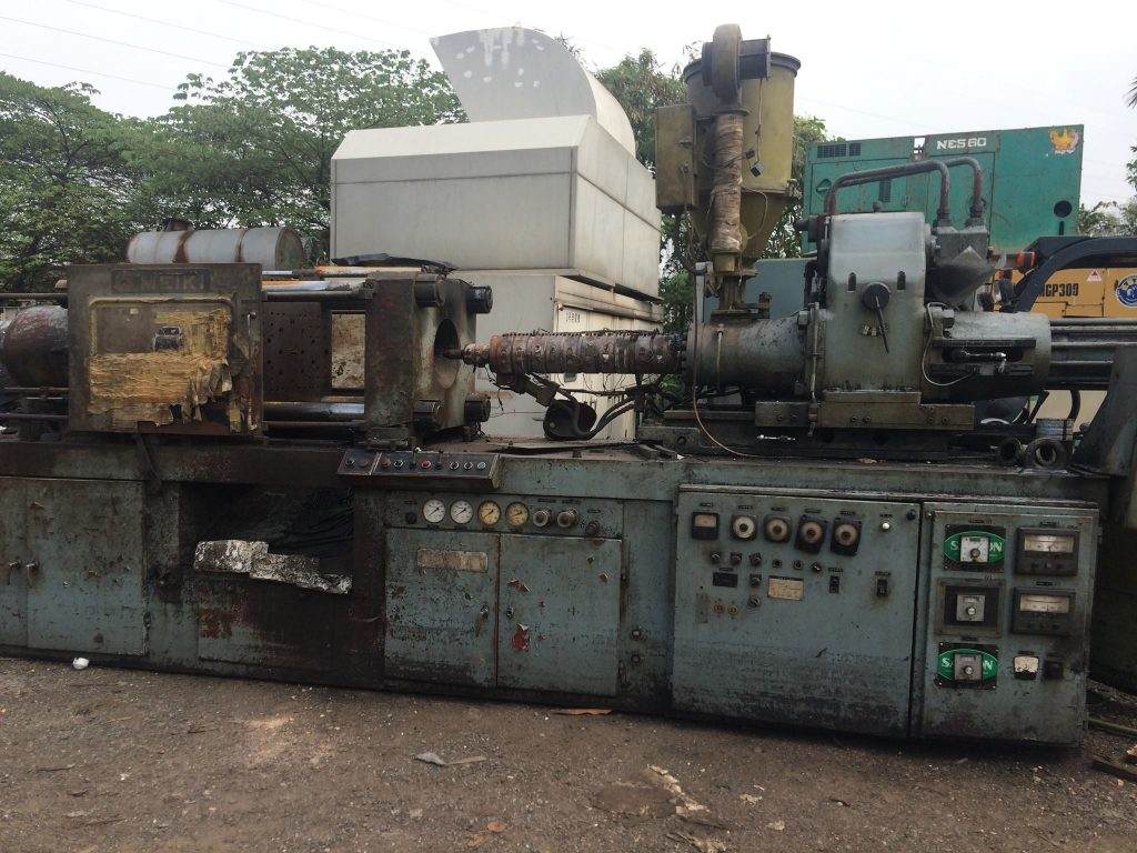 Thu mua vải phụ liệu may mặc