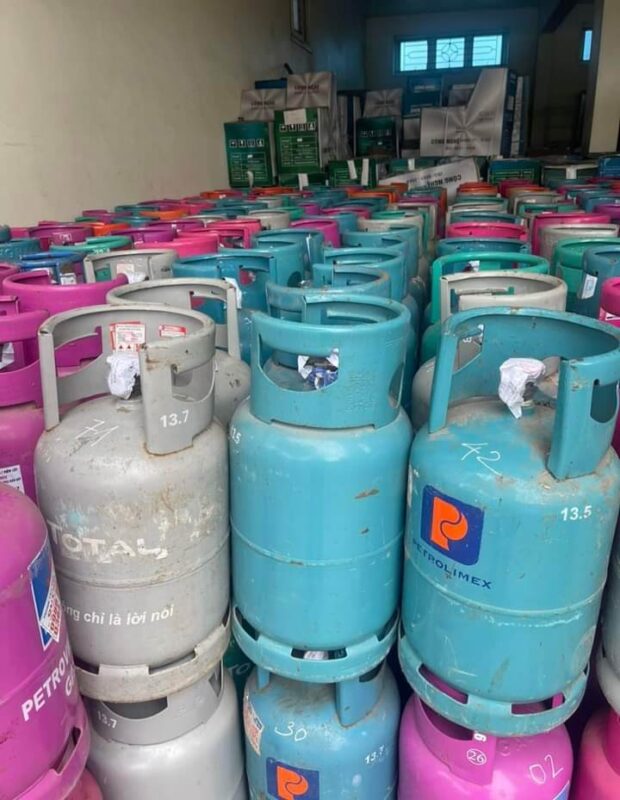 Thu mua vỏ bình ga mini số lượng lớn giá cao