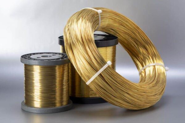 Vì sao đồng đổi màu? Những tác động bên ngoài đến kim loại đồng