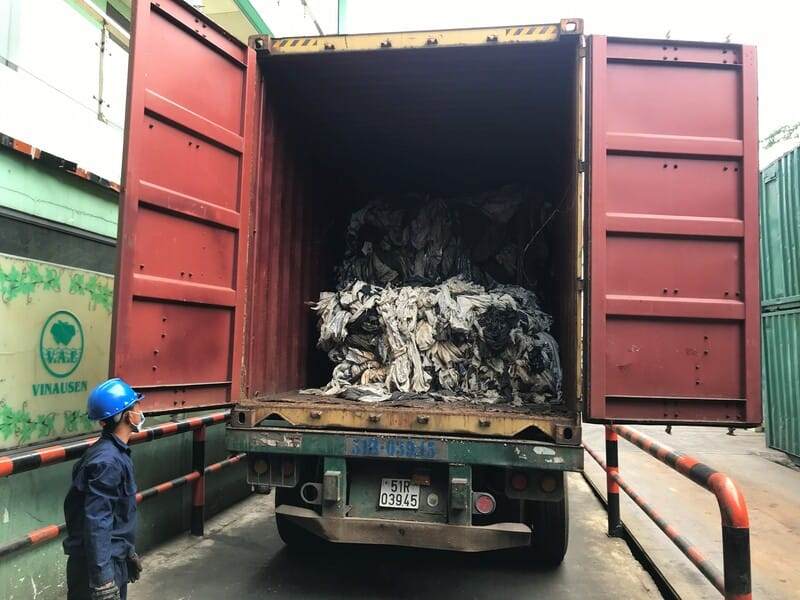 5 Lý Do Nên Chọn Dịch Vụ Thu Mua Phế Liệu Container Uy Tín, Giá Cao