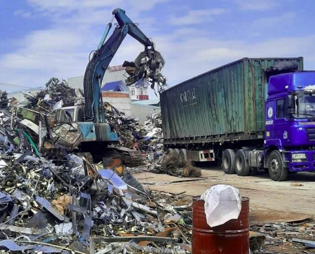 Quy trình thu mua phế liệu và tái chế phế liệu sắt của công ty Quang Tuấn