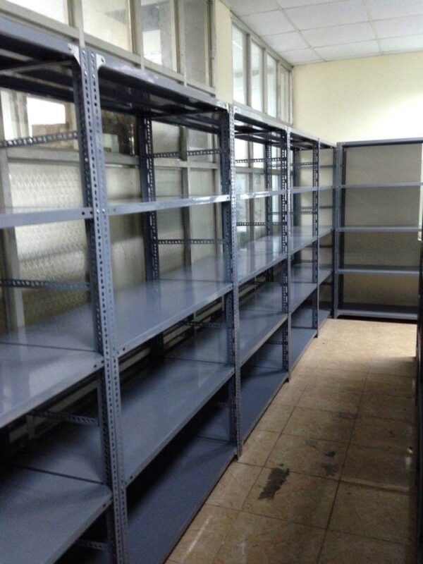 Giá kệ sắt phế liệu – Thu mua phế liệu quận 7