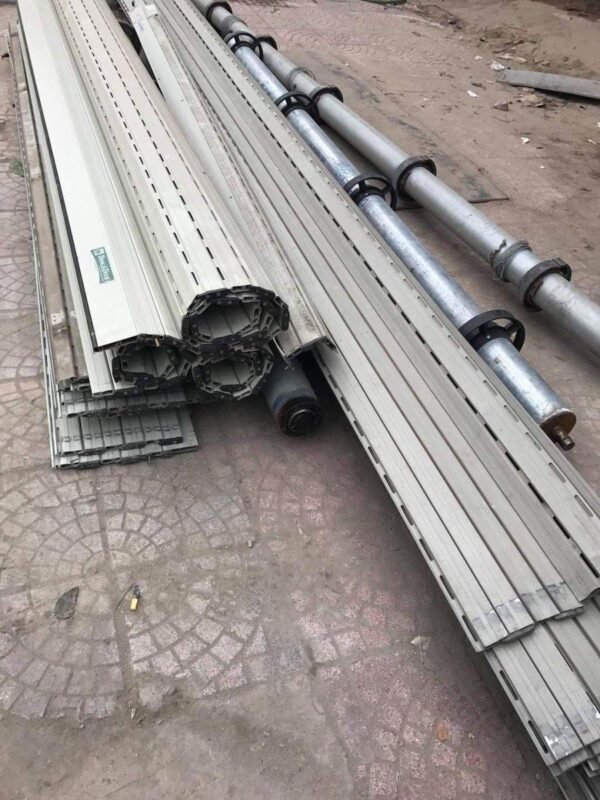 Thu mua cửa cuốn, cửa kéo sắt cũ giá cao