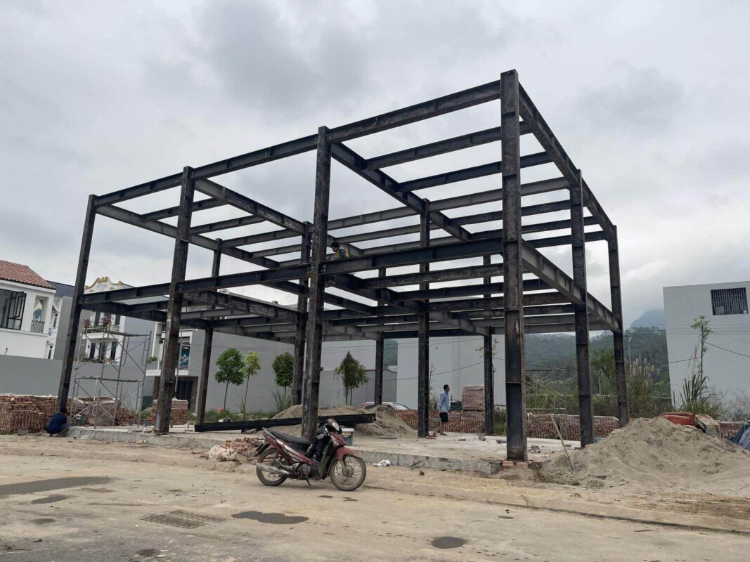 Thu mua sắt khung mái hiên giá cao