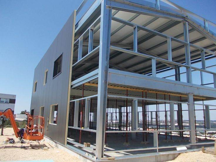 Thu mua sắt khung mái hiên giá cao