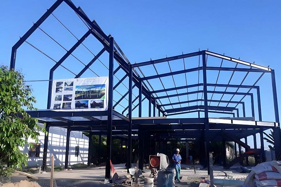 Thu mua sắt khung mái hiên giá cao