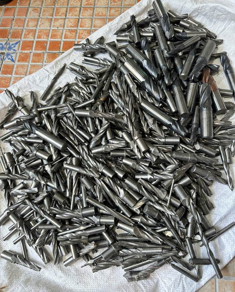Giá phế liệu hợp kim Giá phế liệu hợp kim